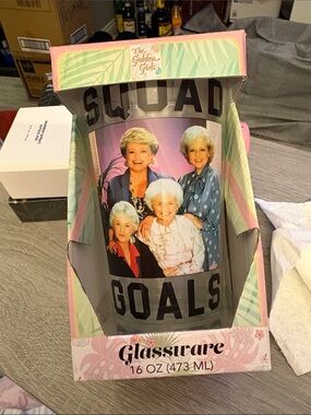 The Golden Girls 16 oz. Glassware 
ABC SIGNATURE
Squad Goals